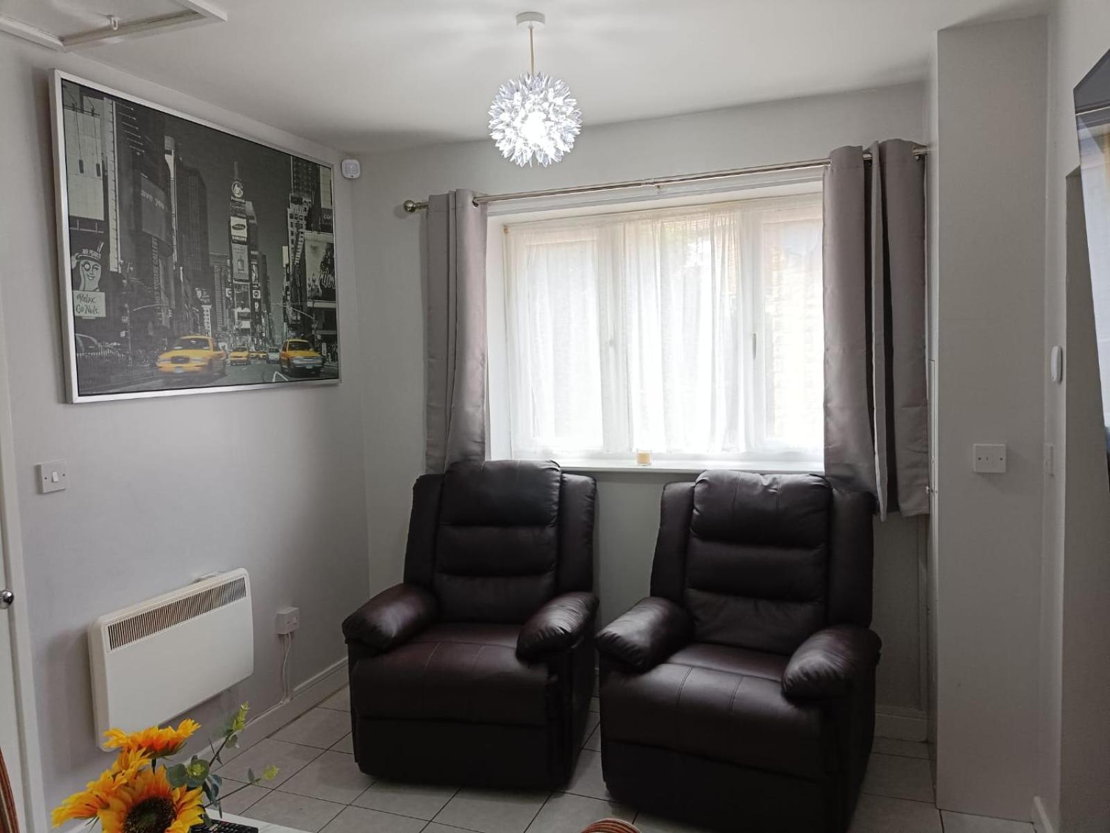 Lister Park Bradford Stylish 1Bed Coach House - Quiet & Tranquil Cottage & Parking Экстерьер фото